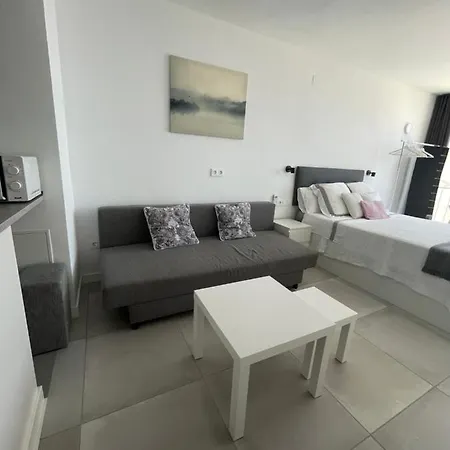 Apartamento Con Vistas Al Mar A Metros De La Playa Carihuela Soleil Torremolinos